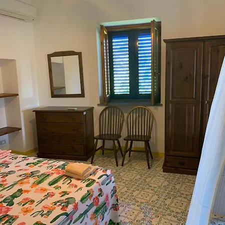 Salvatore Apartment San Salvatore (Messina)